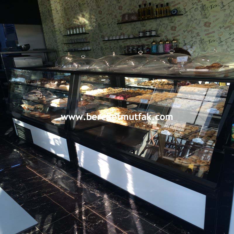 donut ekler pasta dolabı